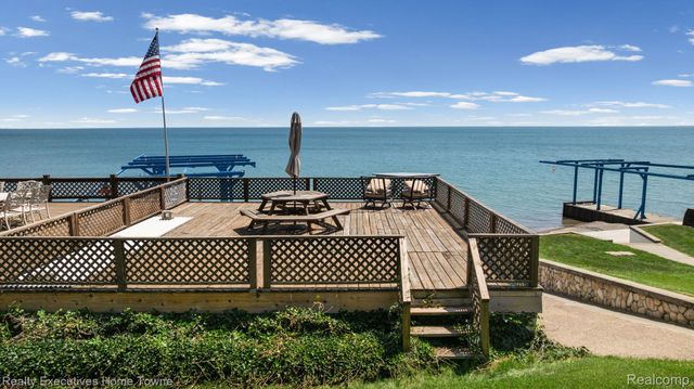 8308 Lakeshore, Burtchville Township, MI 48059