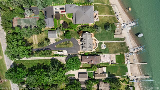 8308 Lakeshore, Burtchville Township, MI 48059