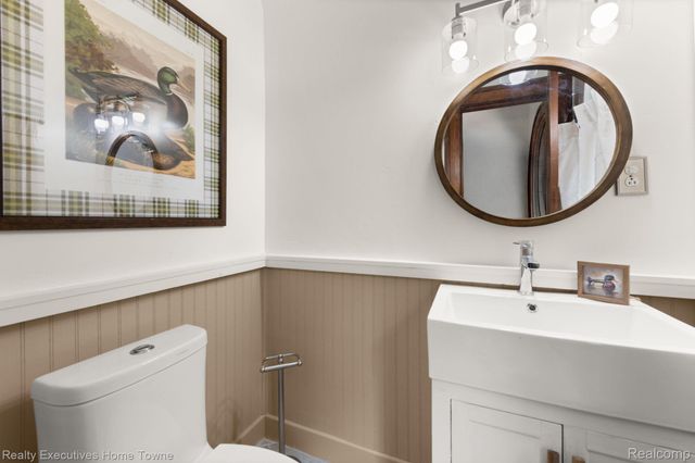 8308 Lakeshore, Burtchville Township, MI 48059