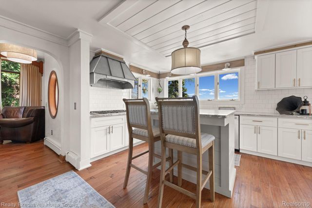 8308 Lakeshore, Burtchville Township, MI 48059