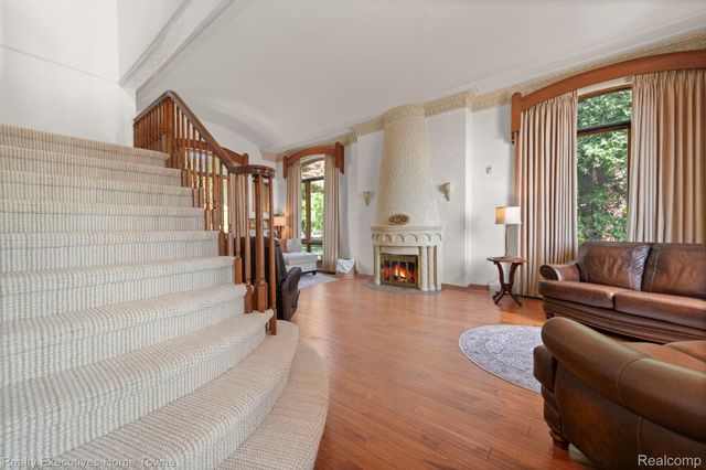 8308 Lakeshore, Burtchville Township, MI 48059