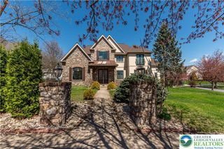 49 Crest Boulevard, Palmer Twp, PA 18045