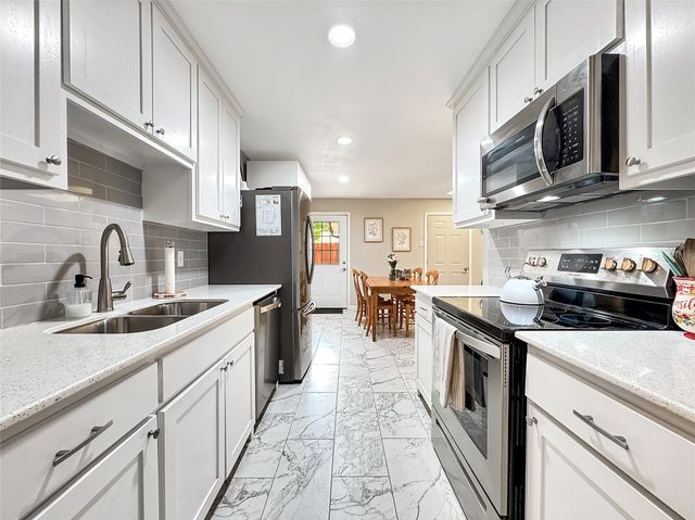 900 Shenandoah Drive, Plano, TX 75023