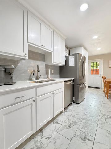 900 Shenandoah Drive, Plano, TX 75023