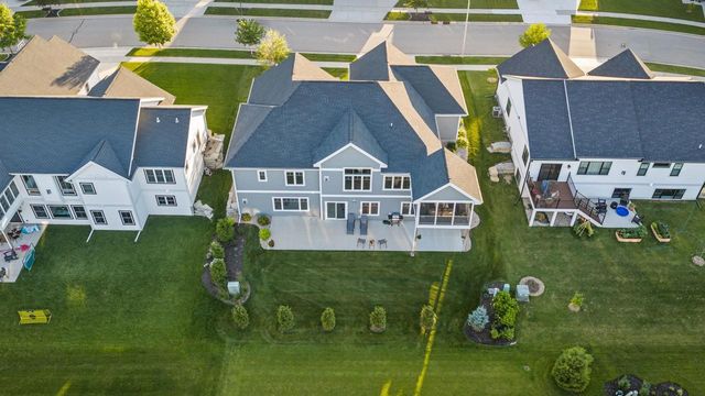 6238 Fountainhead Circle, Deforest, WI 53532