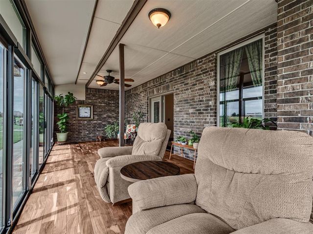15821 SW 26th Street, El Reno, OK 73036