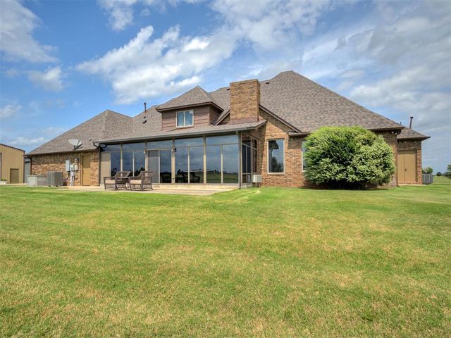 15821 SW 26th Street, El Reno, OK 73036