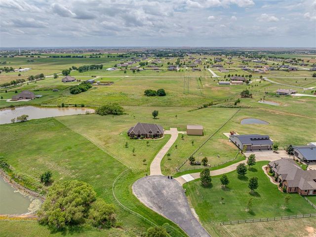 15821 SW 26th Street, El Reno, OK 73036