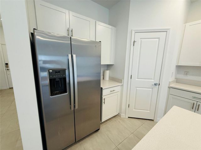 2264 PARAVANE WAY, Wesley Chapel, FL 33543