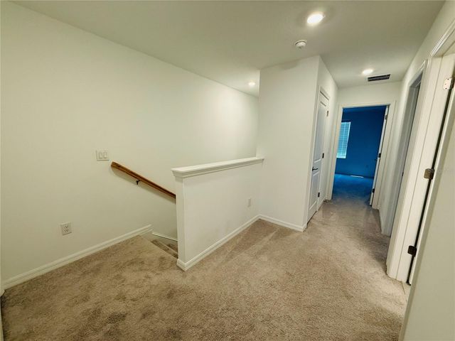 2264 PARAVANE WAY, Wesley Chapel, FL 33543