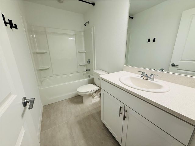 2264 PARAVANE WAY, Wesley Chapel, FL 33543