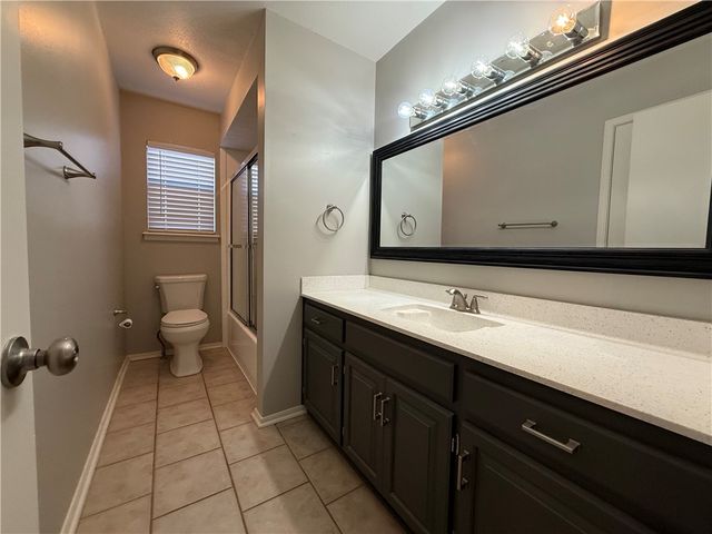 350 Margaret Place, Fayetteville, AR 72703