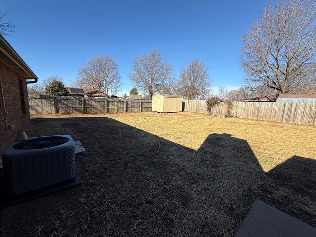 350 Margaret Place, Fayetteville, AR 72703