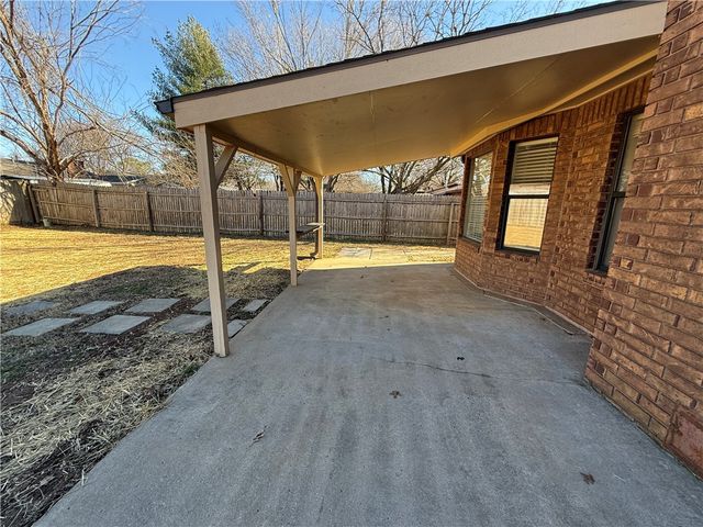 350 Margaret Place, Fayetteville, AR 72703