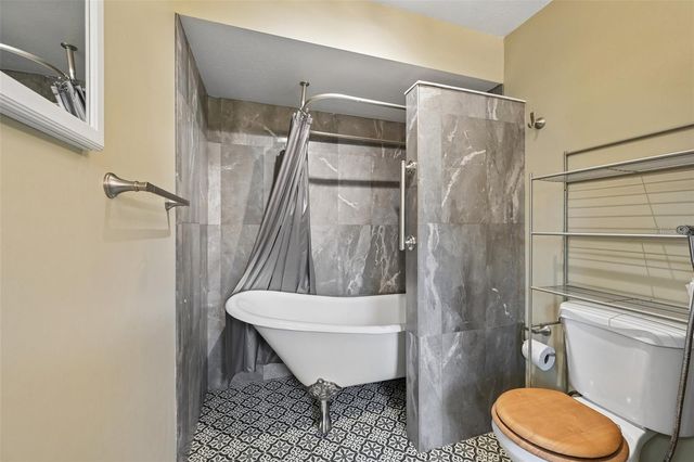 4873 HUNTLEIGH DRIVE, Sarasota, FL 34233