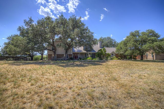 544 Military DR, Canyon Lake, TX 78133