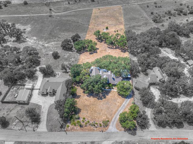 544 Military DR, Canyon Lake, TX 78133