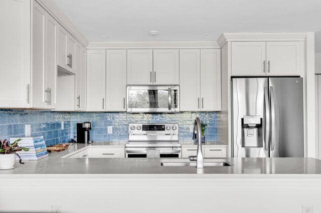 77 Adams Street 310, Quincy, MA 02169