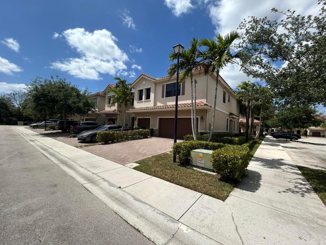 5985 NW 56th Court 5985, Tamarac, FL 33319