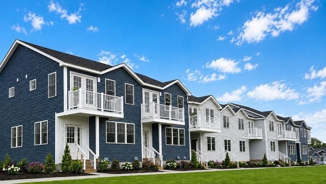 36 Starboard Dr C, Wareham, MA 02532