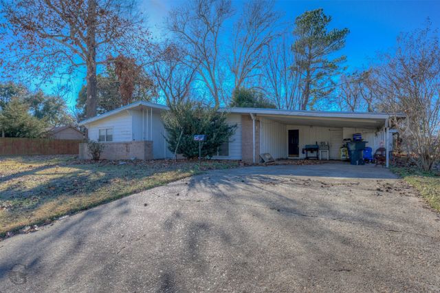 3218 Caroline Drive, Bossier City, LA 71112