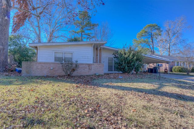 3218 Caroline Drive, Bossier City, LA 71112
