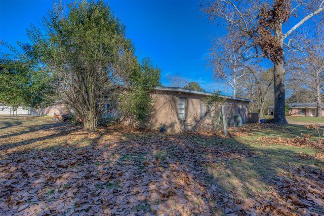 3218 Caroline Drive, Bossier City, LA 71112