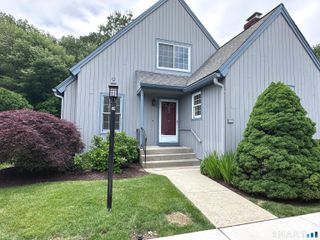 166 Glengarry Road 166, Fairfield, CT 06825