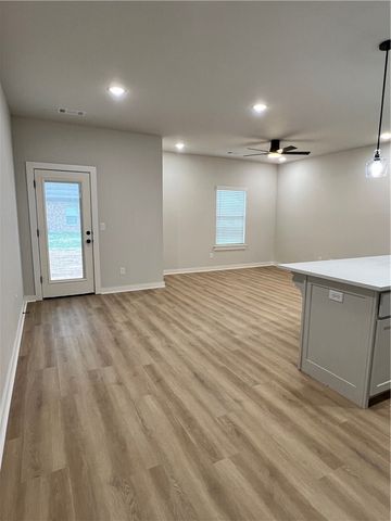 1707 Cuppett Circle, Pea Ridge, AR 72751