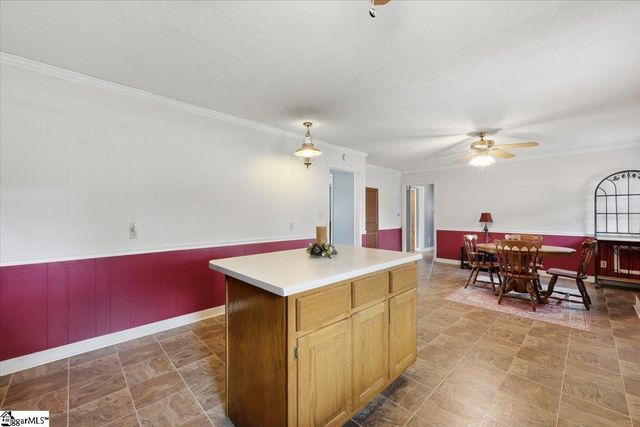 18 Fairlane Drive, Mauldin, SC 29662