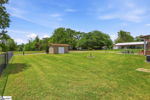 18 Fairlane Drive, Mauldin, SC 29662