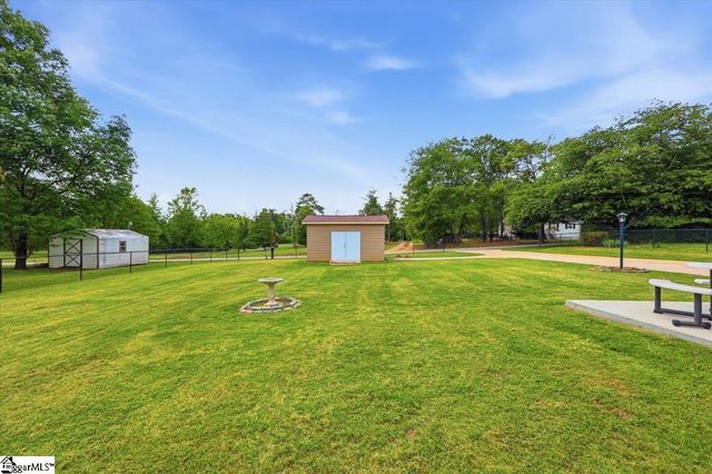 18 Fairlane Drive, Mauldin, SC 29662