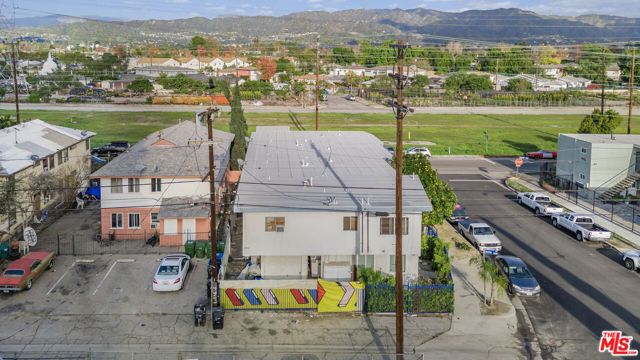 5905 Whitnall Highway, North Hollywood (los Angeles), CA 91601