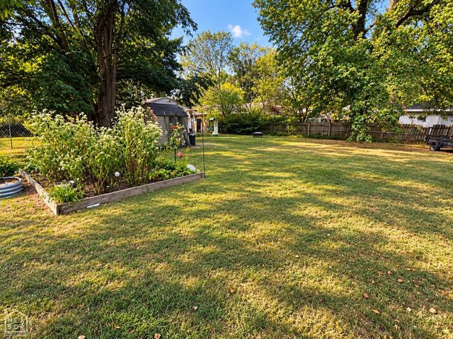 1012 W Cherry, Jonesboro, AR 72401