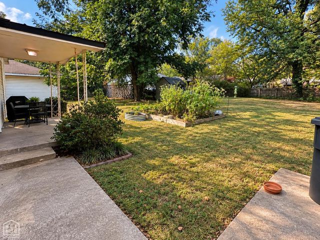 1012 W Cherry, Jonesboro, AR 72401