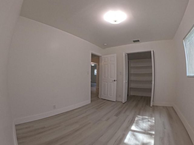 2300 Cleveland Street, Hollywood, FL 33020