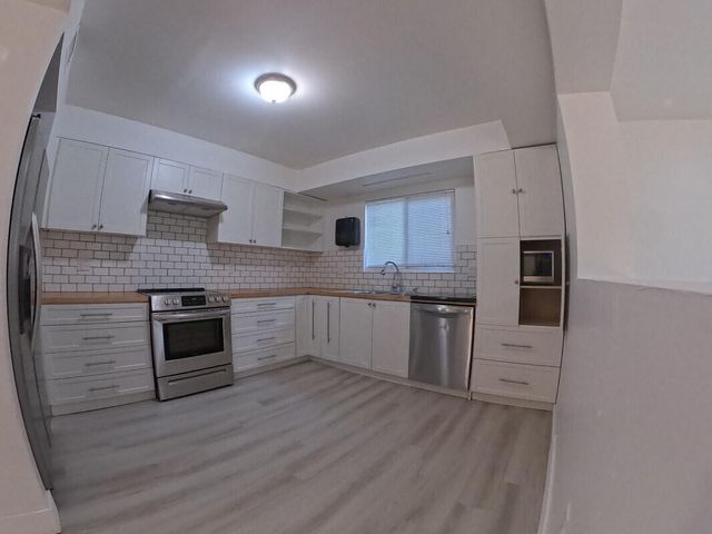 2300 Cleveland Street, Hollywood, FL 33020