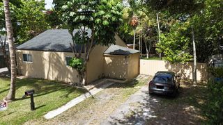 2300 Cleveland Street, Hollywood, FL 33020