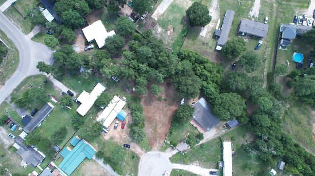 16304 Summer Hollow Drive, Conroe, TX 77303