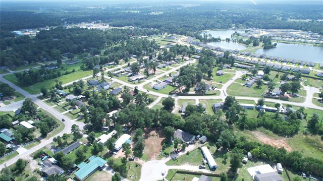 16304 Summer Hollow Drive, Conroe, TX 77303