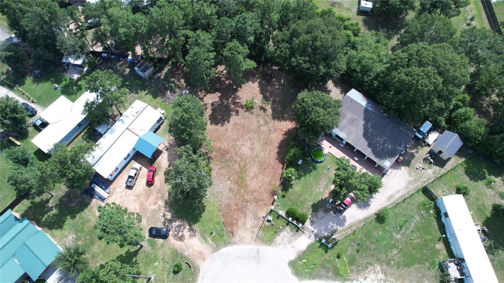 16304 Summer Hollow Drive, Conroe, TX 77303