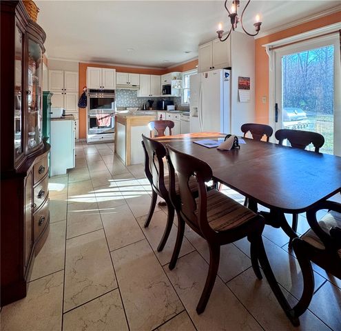 208 Pilgrim Circle, Pickens, SC 29671