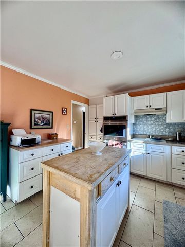 208 Pilgrim Circle, Pickens, SC 29671