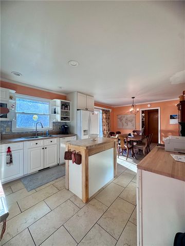 208 Pilgrim Circle, Pickens, SC 29671