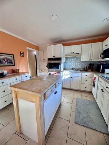 208 Pilgrim Circle, Pickens, SC 29671