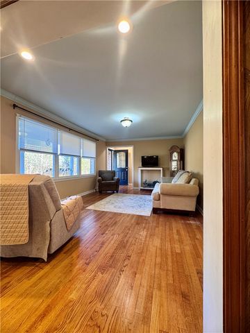 208 Pilgrim Circle, Pickens, SC 29671