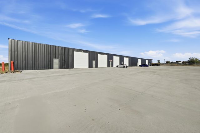 145 Mustang Road 700, Waxahachie, TX 75165