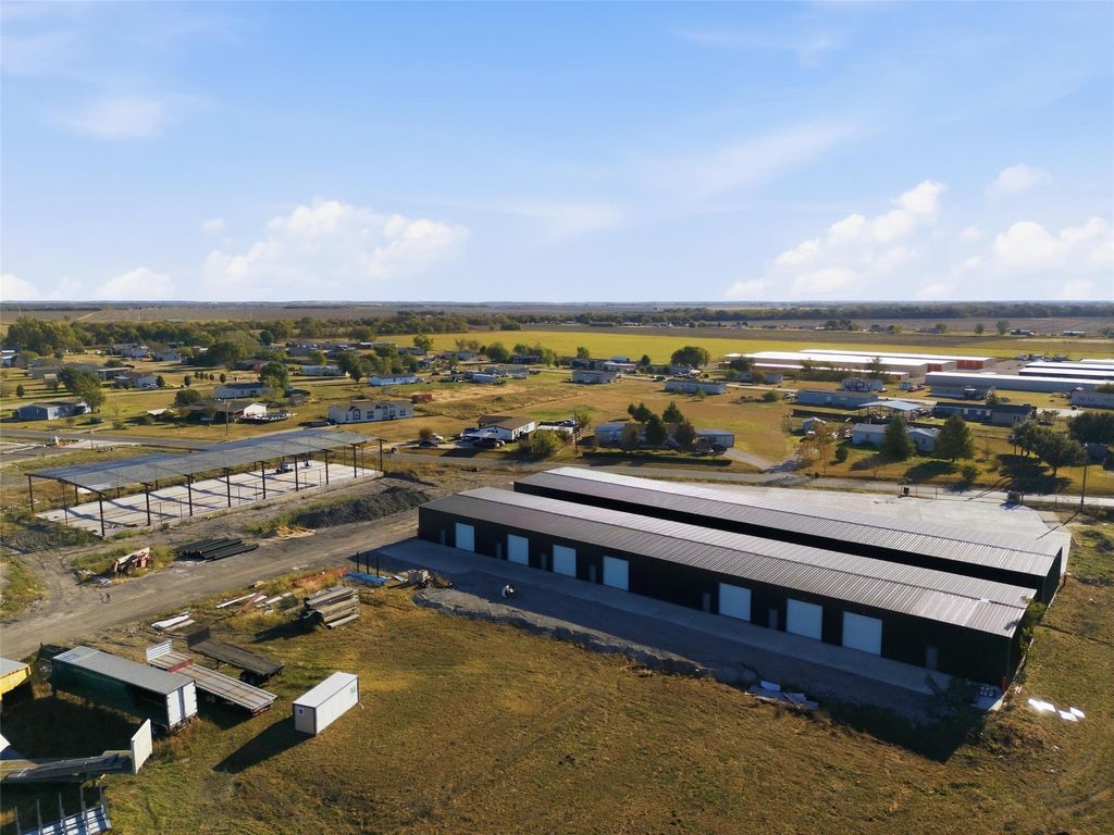 145 Mustang Road 700, Waxahachie, TX 75165