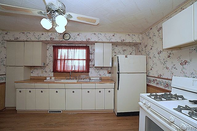 466 North Ogden Street W, Buffalo, NY 14212