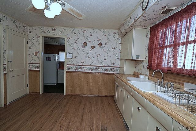 466 North Ogden Street W, Buffalo, NY 14212